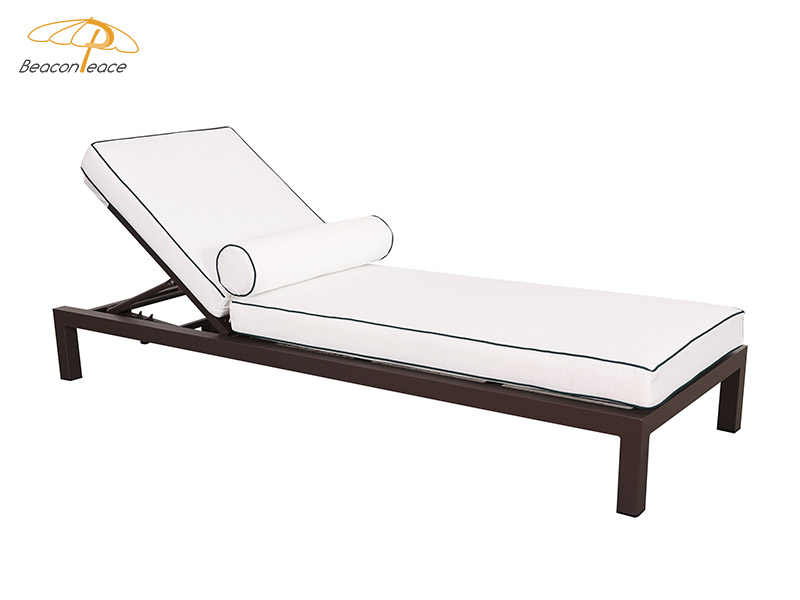 chaise lounge chair